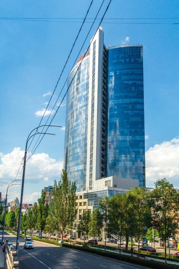 Бульвар Леси Украинки 10 Kiev Dış mekan fotoğraf